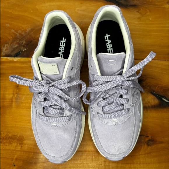 New without tags LABEL Go-To Sneaker Shoes Lavander Suede Size Women 5.5 - Picture 2 of 10